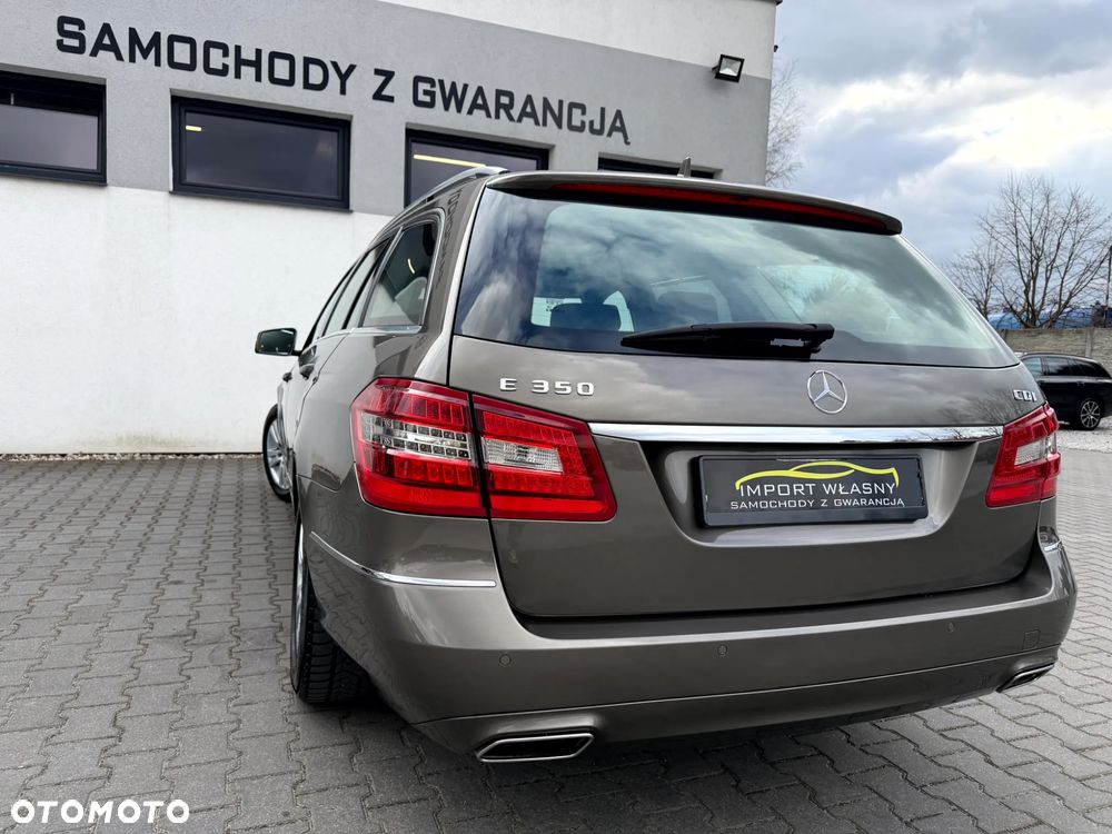 Mercedes-Benz Klasa E 350 CDI DPF BlueEFFICIENCY 7G-TRONIC Avantgarde - 27