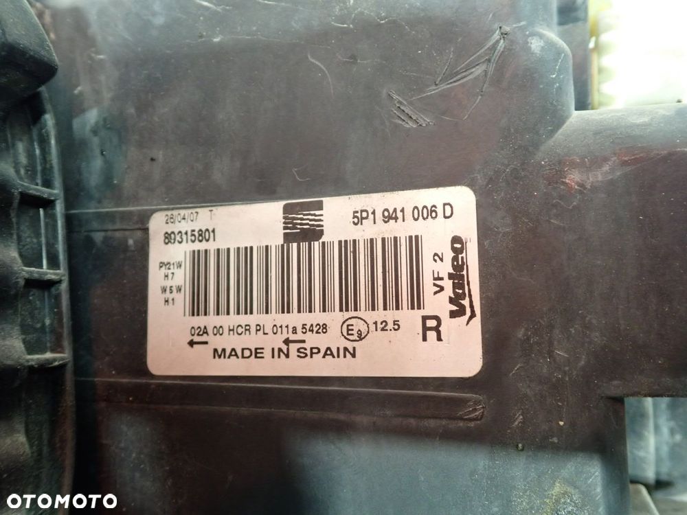 LAMPA PRAWA PRZEDNIA SEAT ALTEA - 9