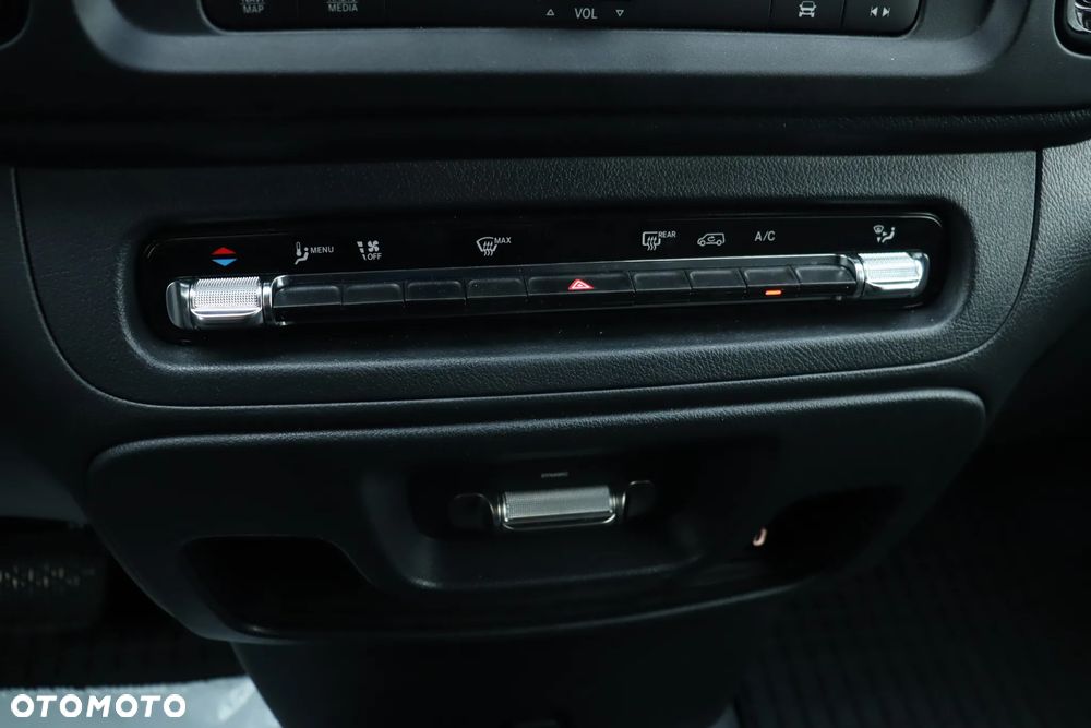 Mercedes-Benz Vito - 14