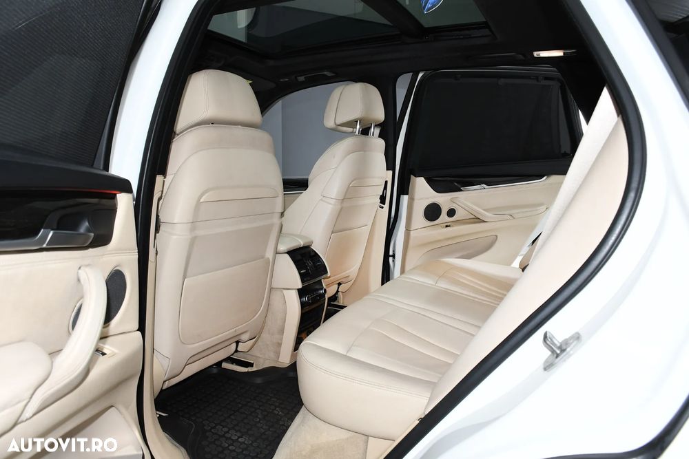 BMW X5 M M50d - 17