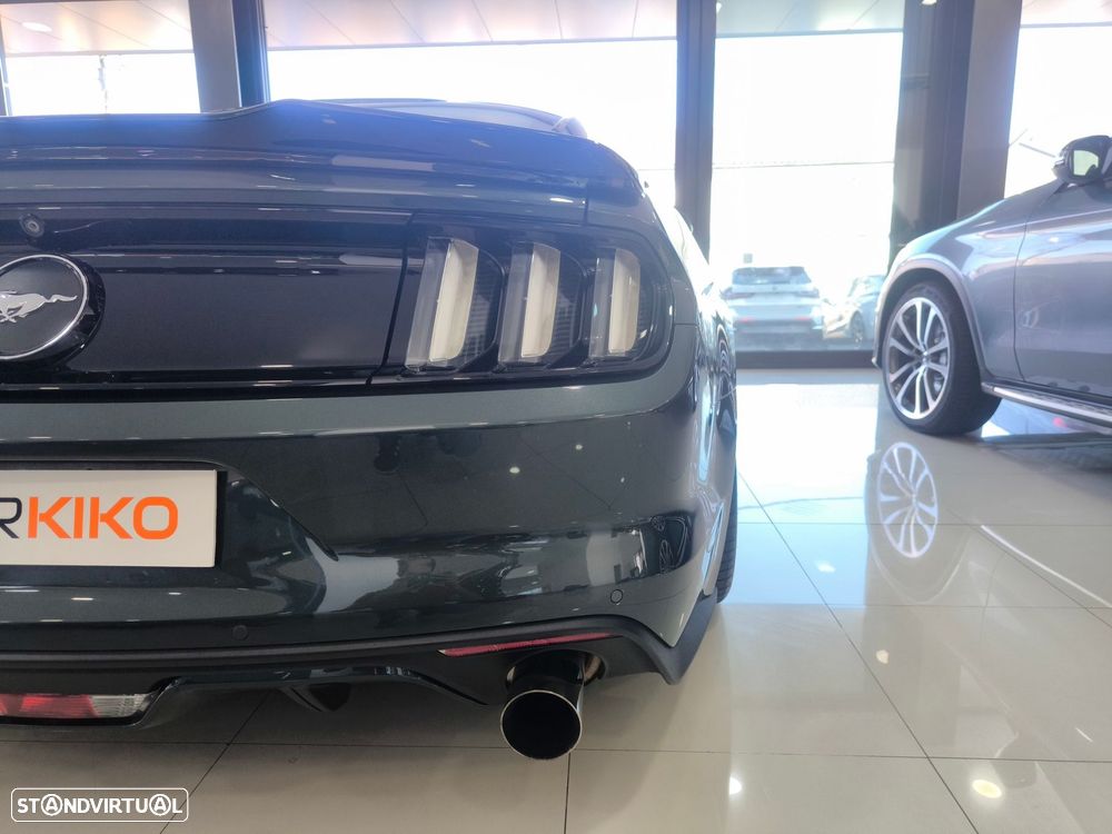 Ford Mustang 2.3i EcoBoost - 8