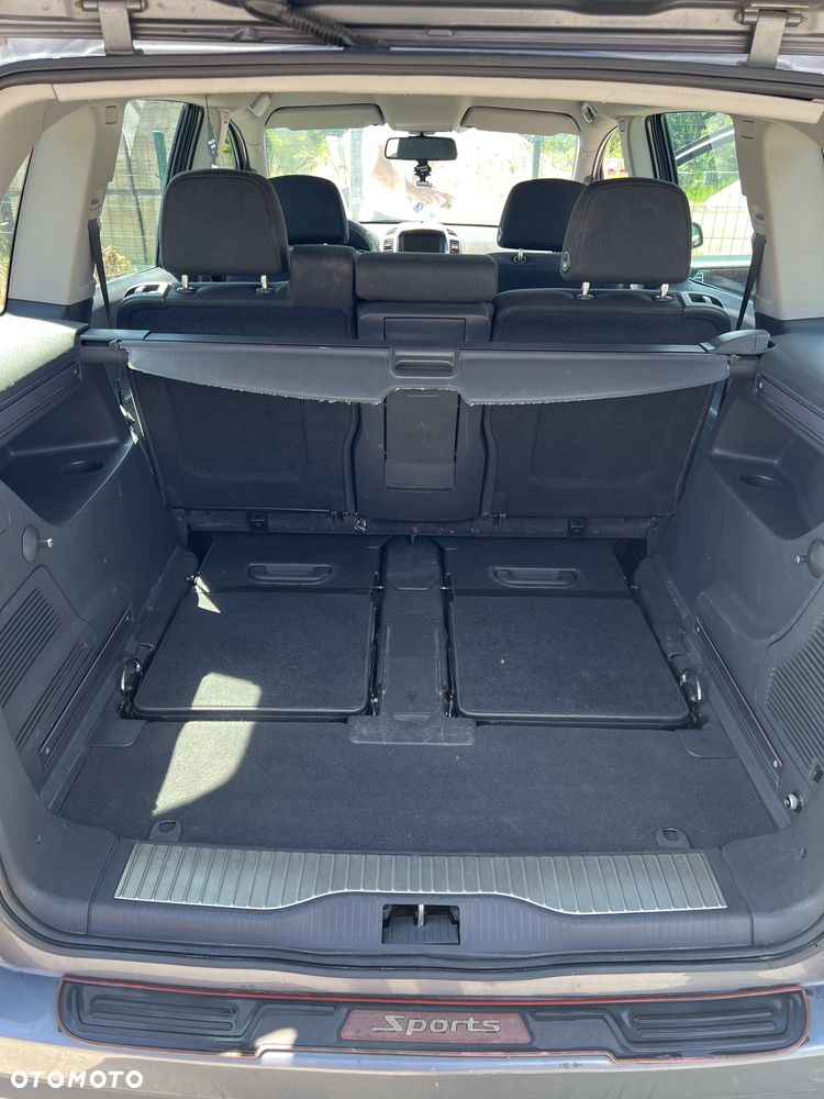 Opel Zafira 1.9 CDTI Sport - 11