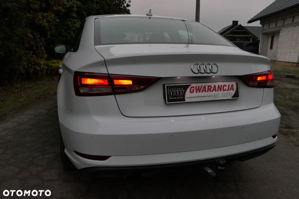 Audi A3 Limousine 1.6 TDI S tronic design - 11