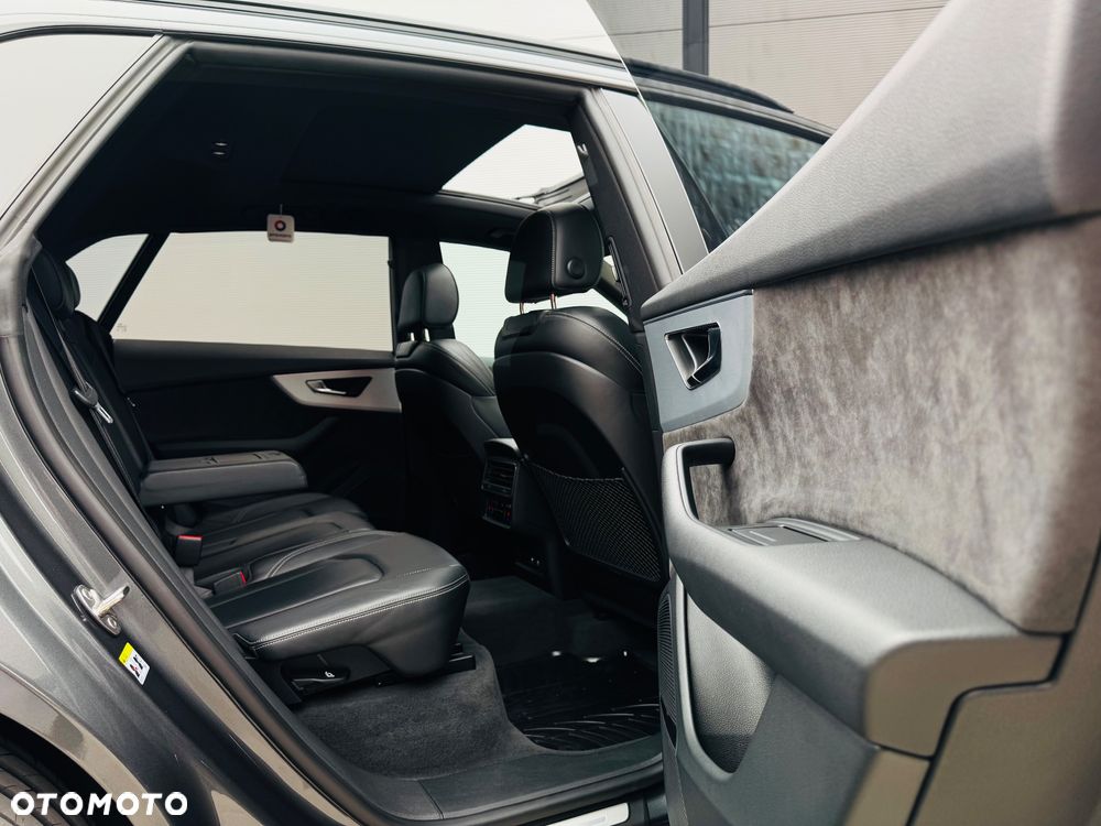 Audi Q8 SUV TDI quattro 210 kW tiptronic - 33