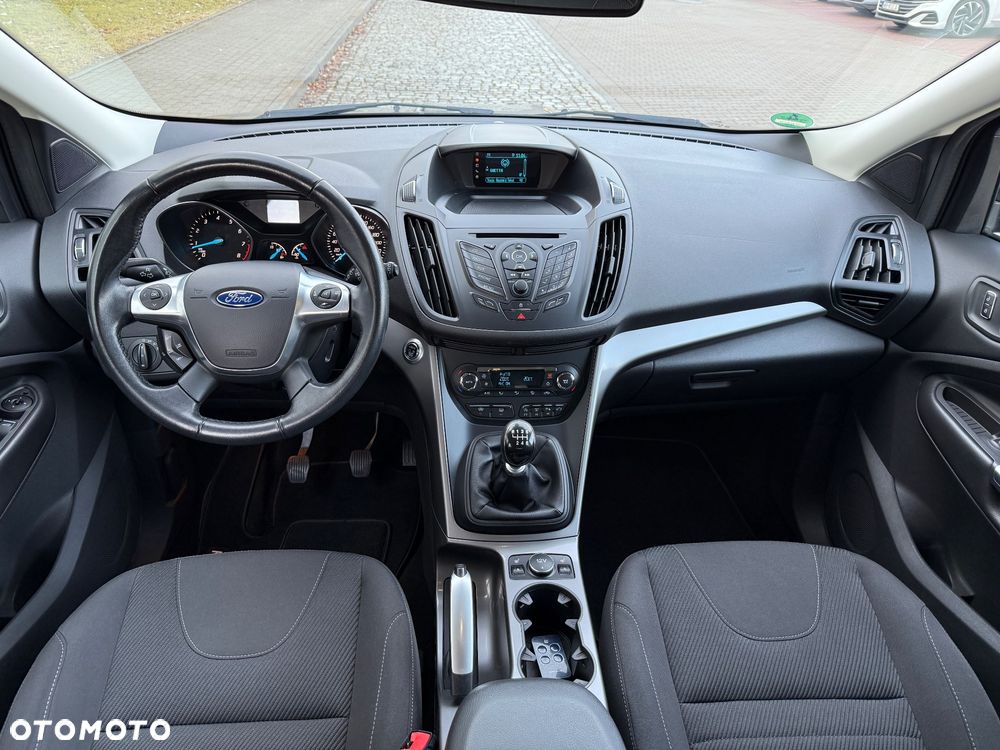 Ford Kuga 1.5 EcoBoost 2x4 Titanium - 12