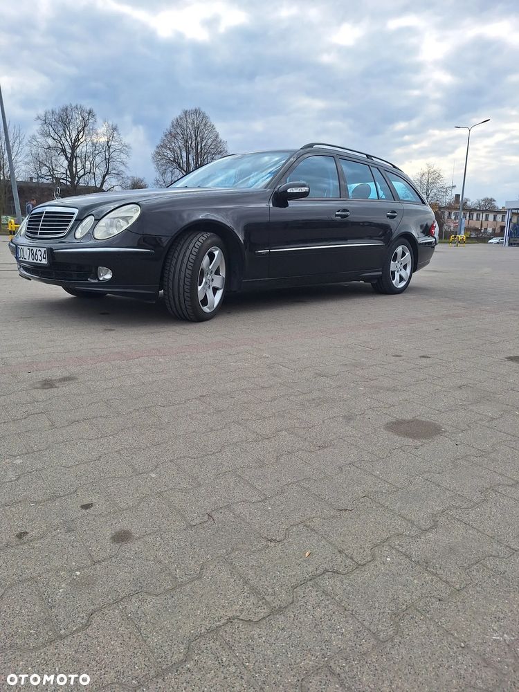 Mercedes-Benz Klasa E 240 4Matic Avantgarde - 8