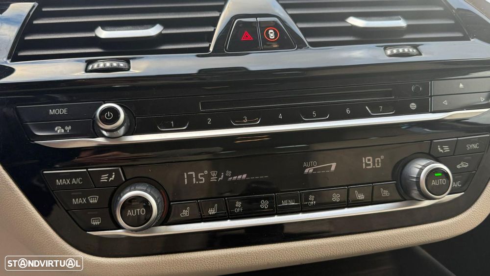 BMW 530 d Line Luxury Auto - 8