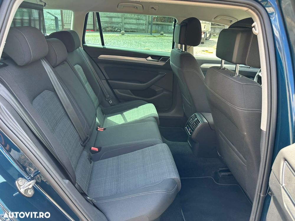 Volkswagen Passat 2.0 TDI DSG Comfortline - 38