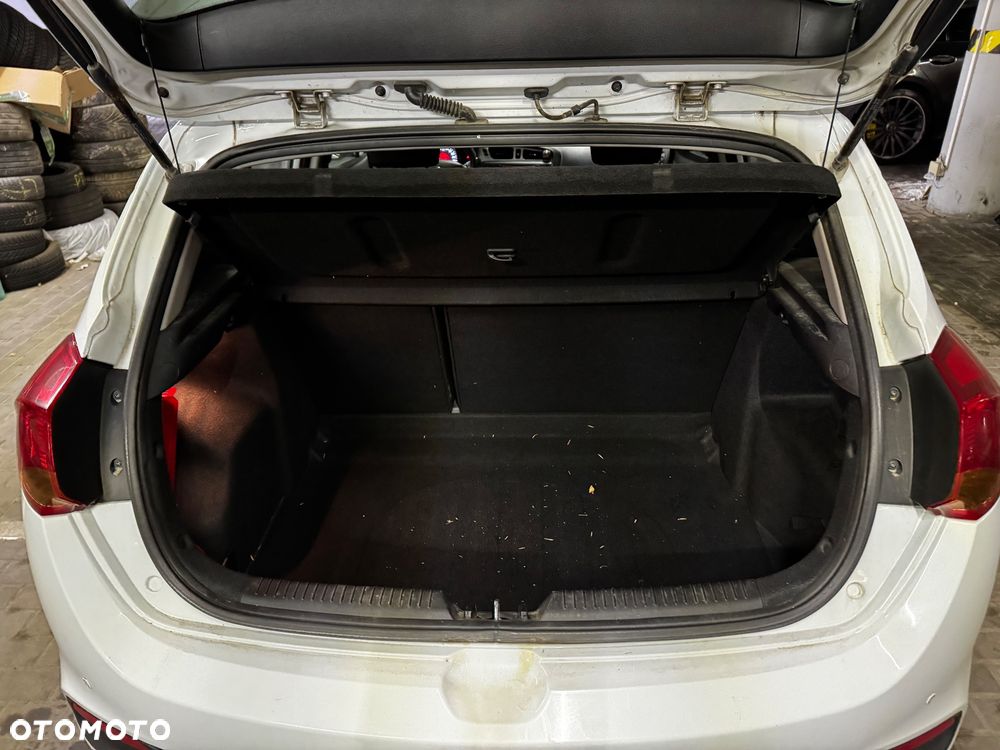 Kia Ceed 1.4 M - 8
