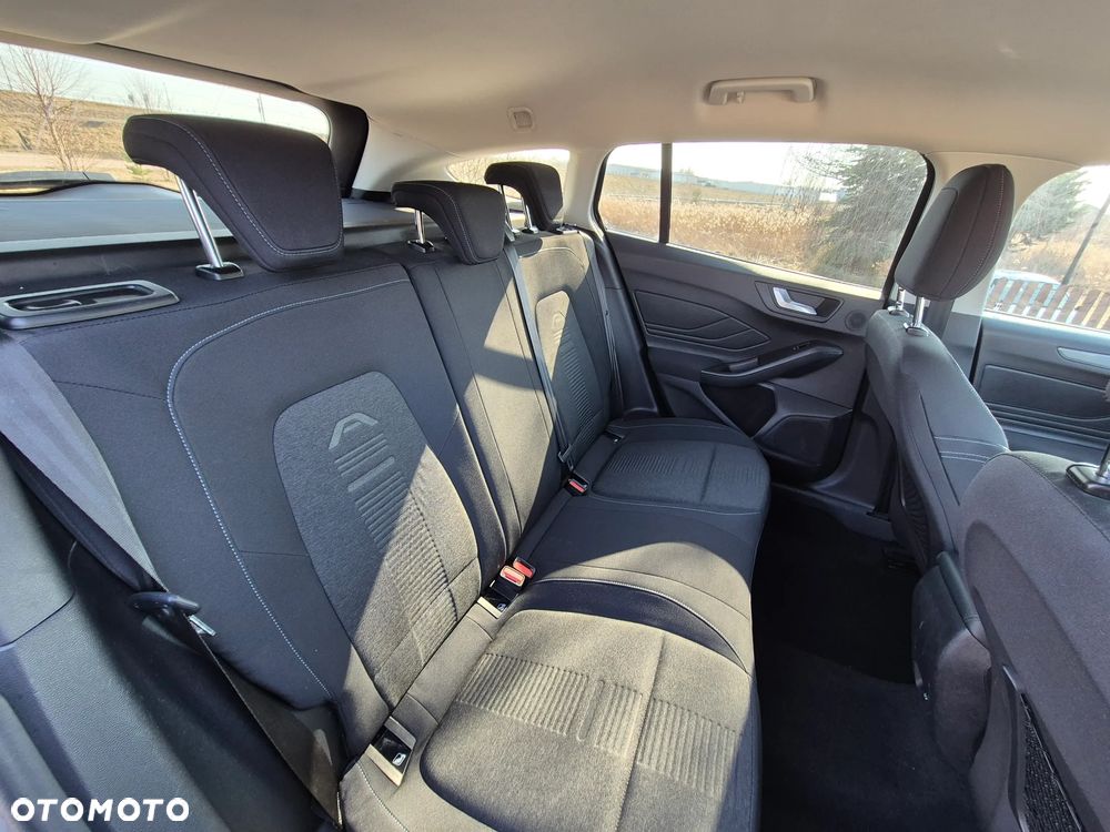 Ford Focus SW 1.0 EcoBoost Hybrid ACTIVE - 25