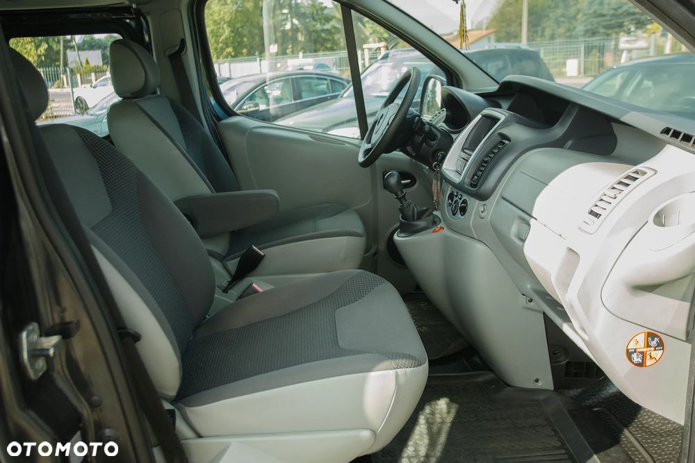 Opel Vivaro L2H1 2.9t - 22