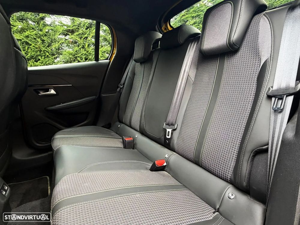 Peugeot e-208 GT Pack - 20