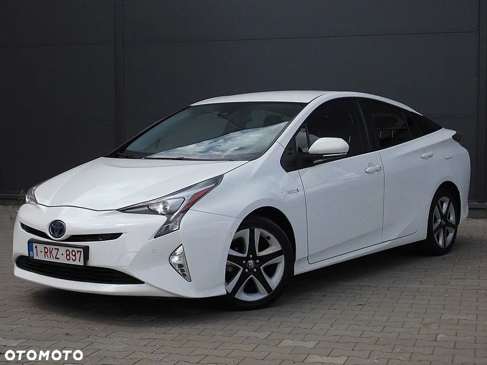 Toyota Prius 1.8 HSD Active - 1