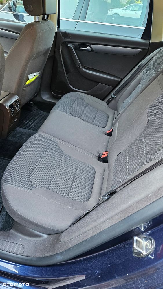 Volkswagen Passat 2.0 TDI DPF Comfortline DSG - 13
