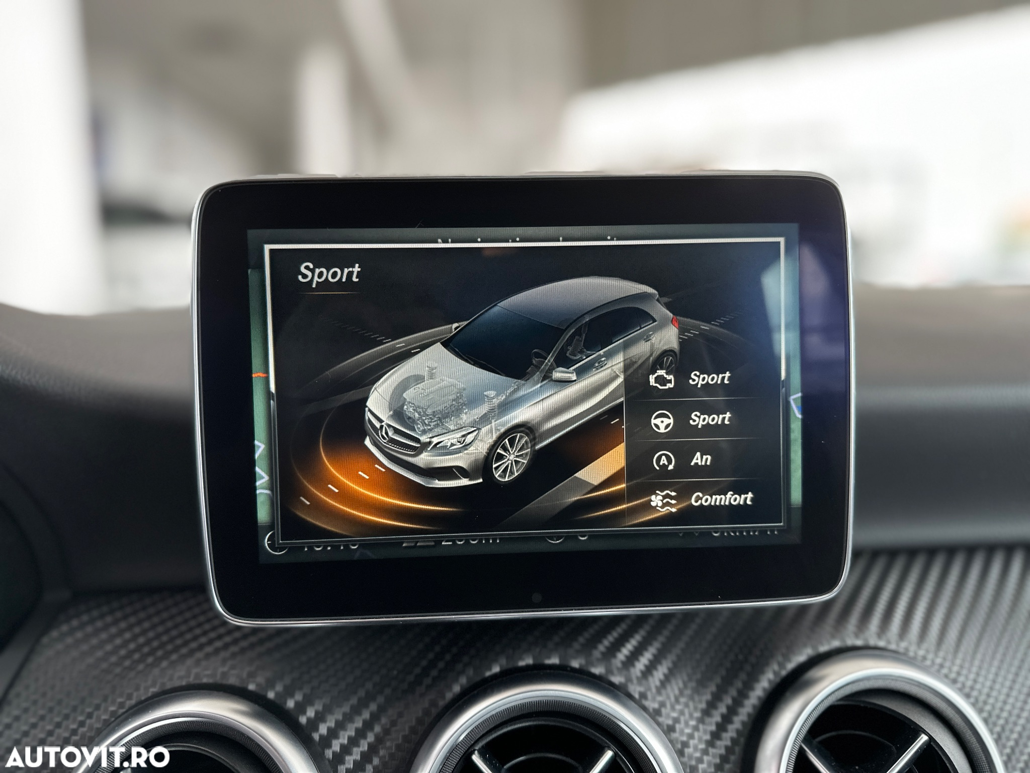 Mercedes-Benz A 180 BlueEFFICIENCY Edition - 13
