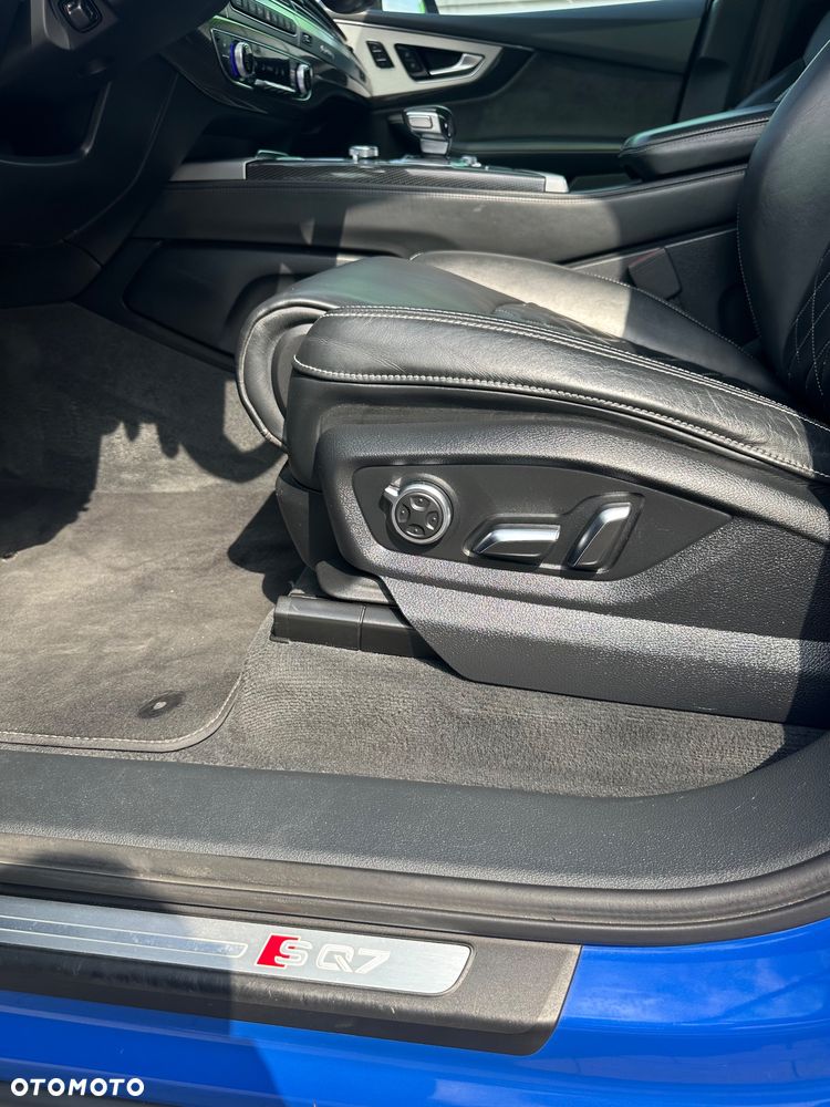 Audi SQ7 4.0 TDI Quattro Tiptronic - 28