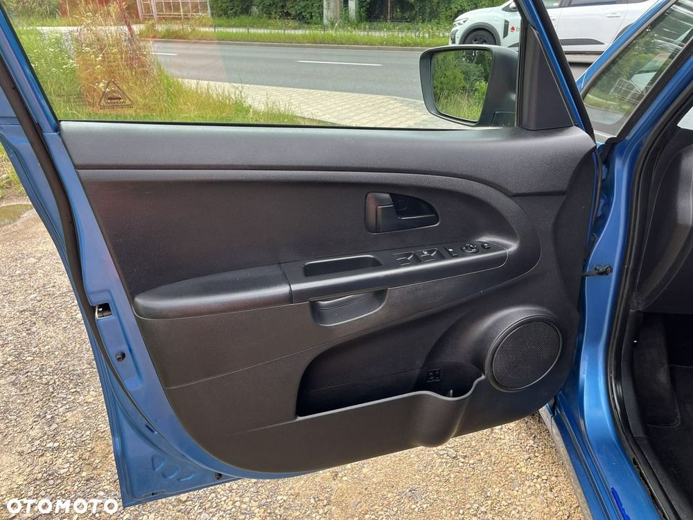 Kia Venga - 14