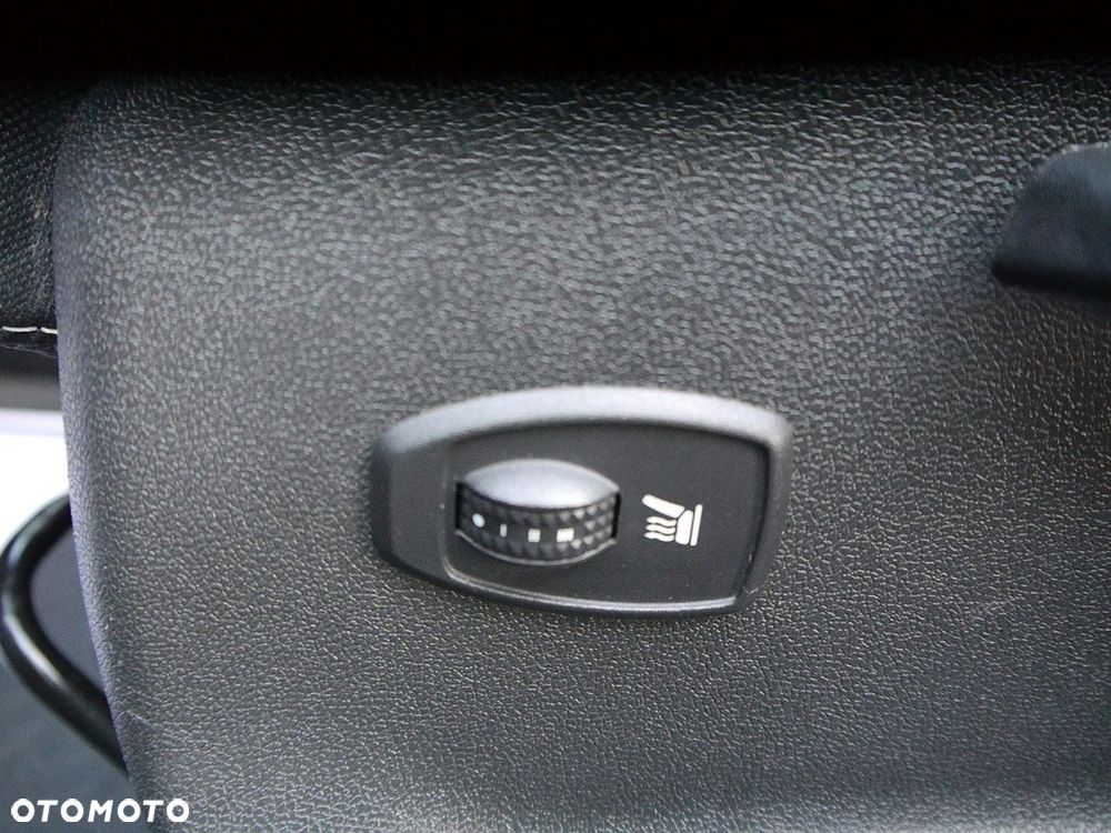 Renault Megane 1.6 16V 100 TomTom Edition - 26