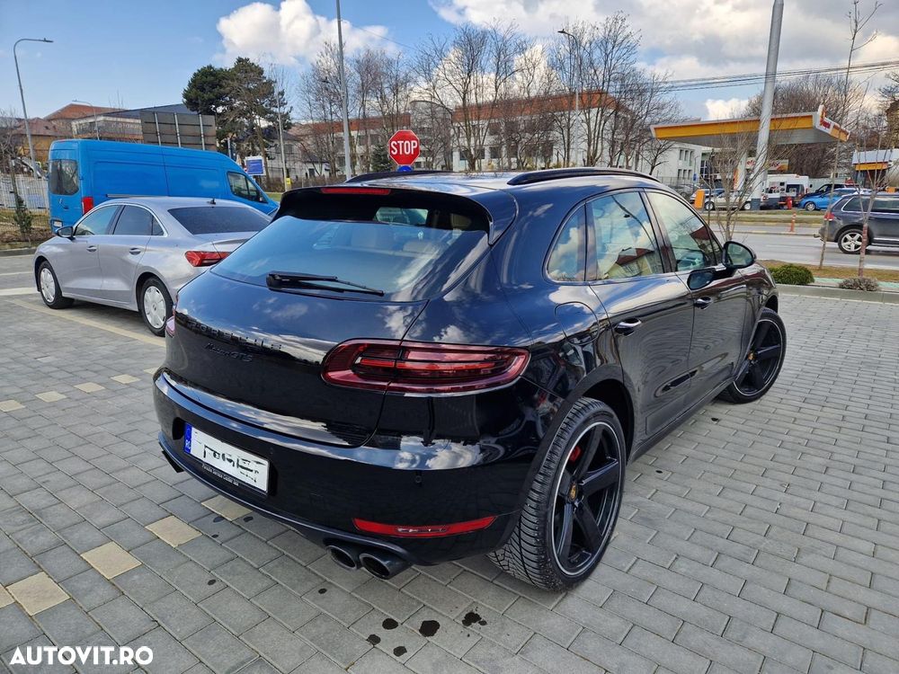 Porsche Macan - 18