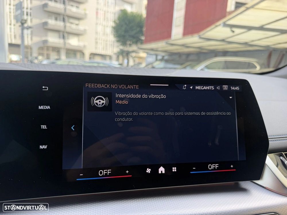 BMW 225xe Active Tourer e xDrive Pack Desportivo M - 49