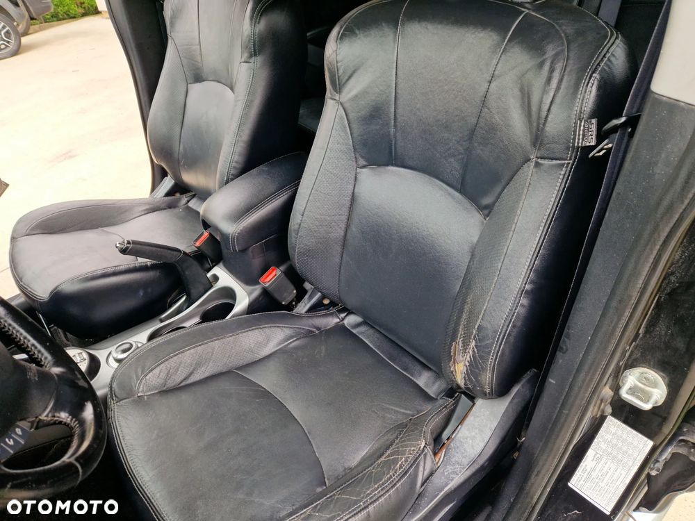 Citroën C-Crosser 2.2 HDi Exclusive DCS - 30