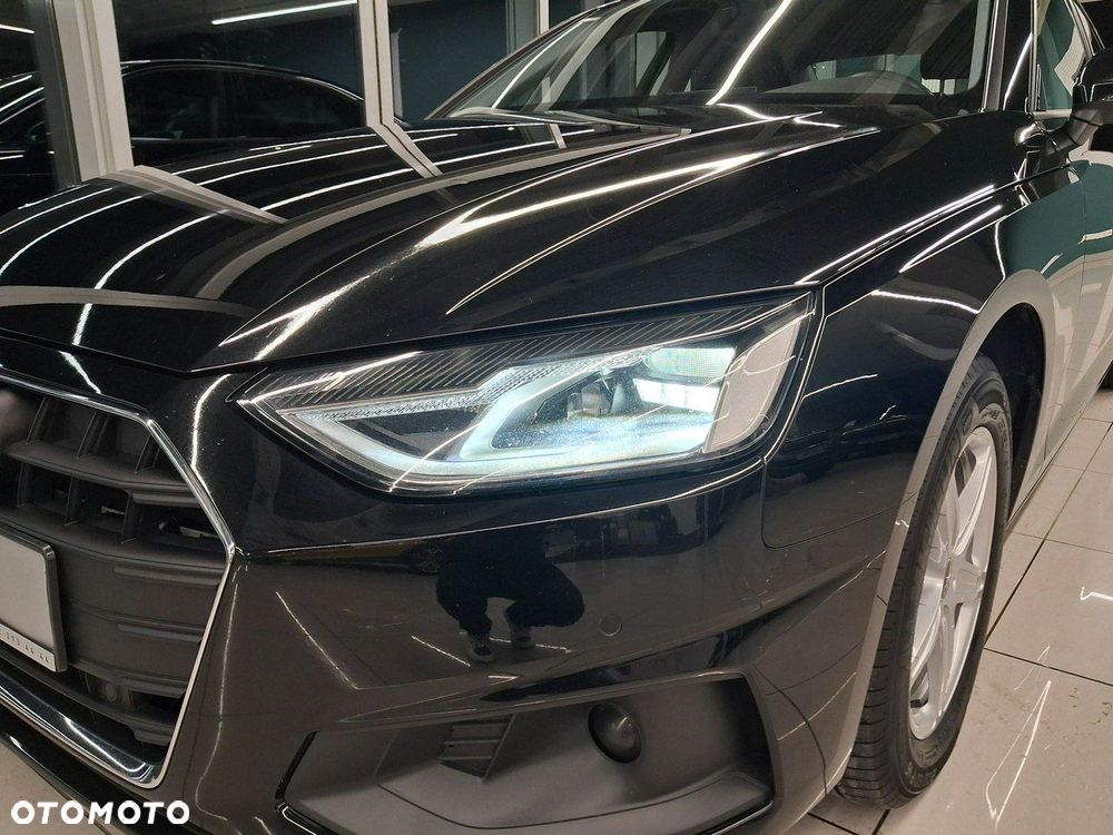 Audi A4 Limousine - 9