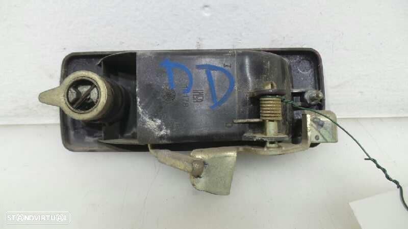MANIPULO EXTERIOR FRONTAL DIREITO SEAT MALAGA 1987 -021A2000 - 2