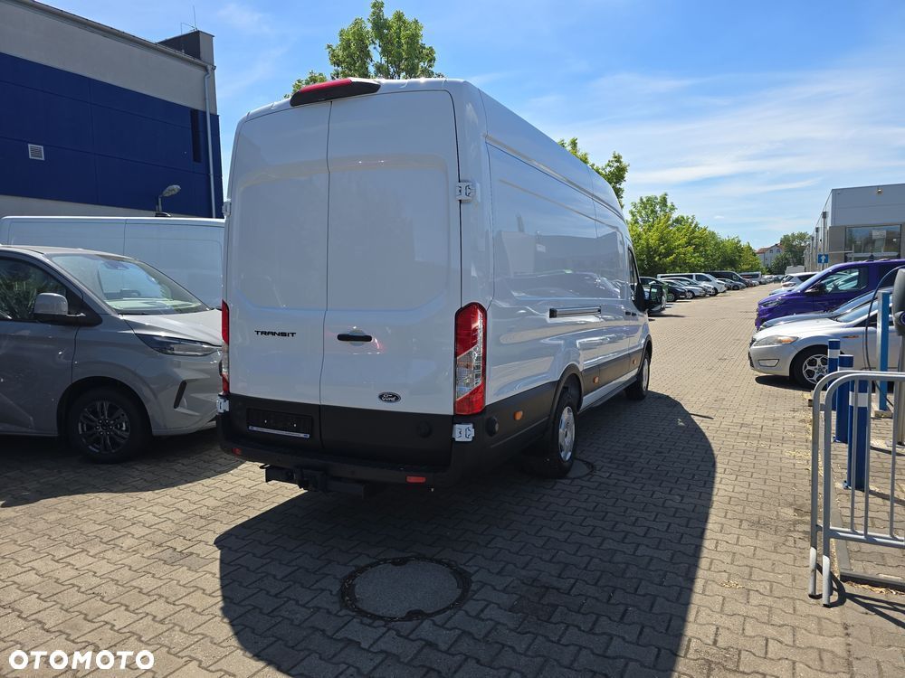 Ford Transit 350 L4H3 RWD Trend - 4