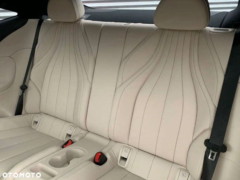 Mercedes-Benz CLE 300 mHEV 4-Matic AMG Line - 10