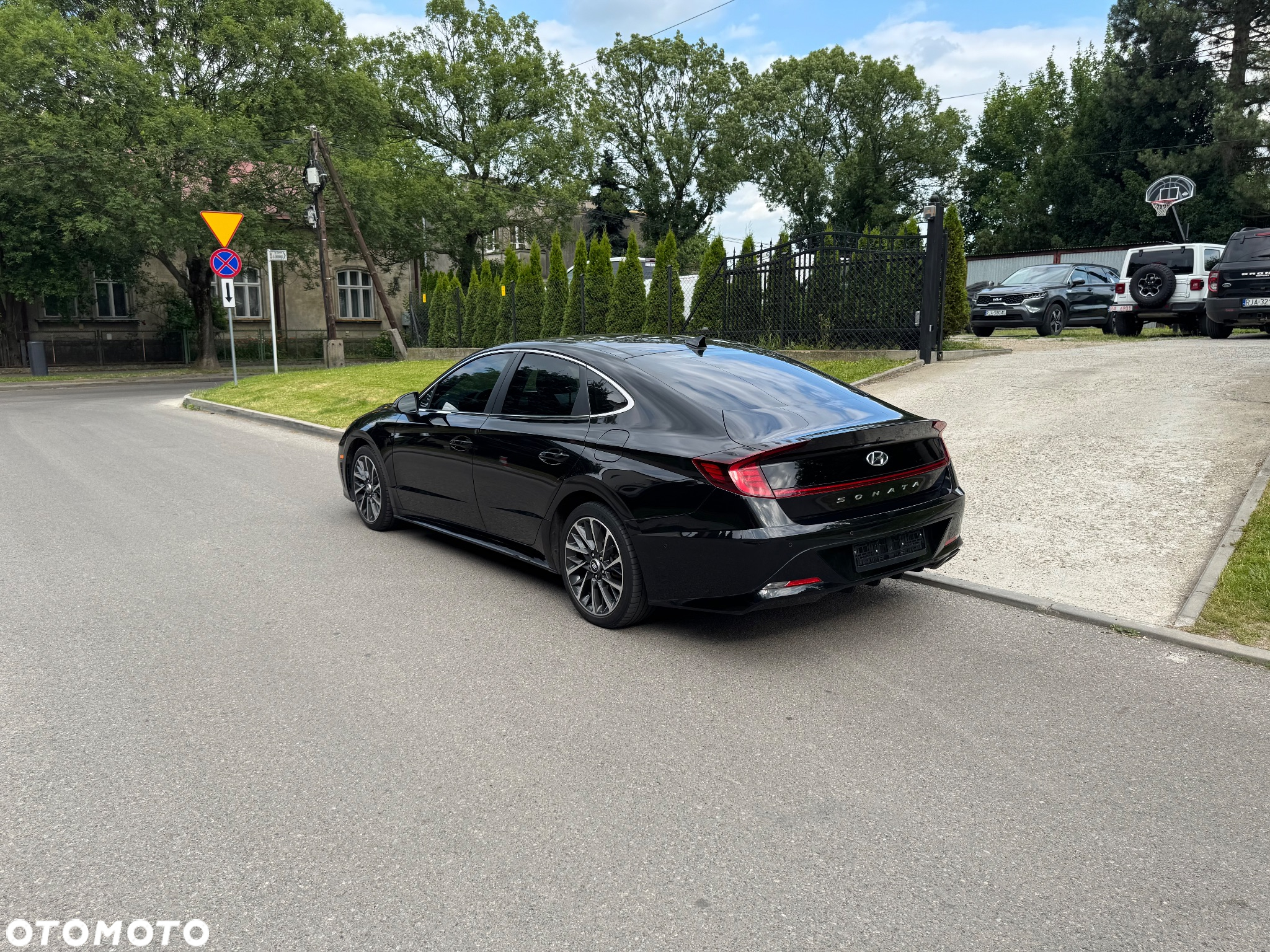 Hyundai Sonata - 7