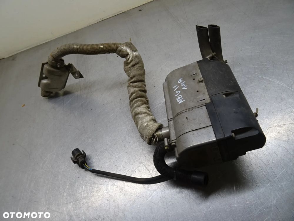 RENAULT MEGANE II HB 3D 1.4B WEBASTO - 1