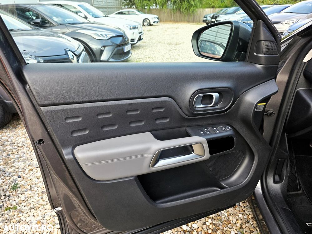 Citroën C5 Aircross 1.6 Hybrid FWD 225 EAT8 Shine - 20