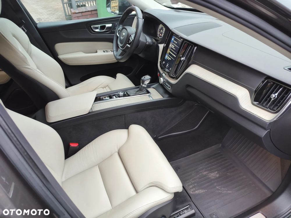Volvo XC 60 D4 Geartronic Inscription - 18