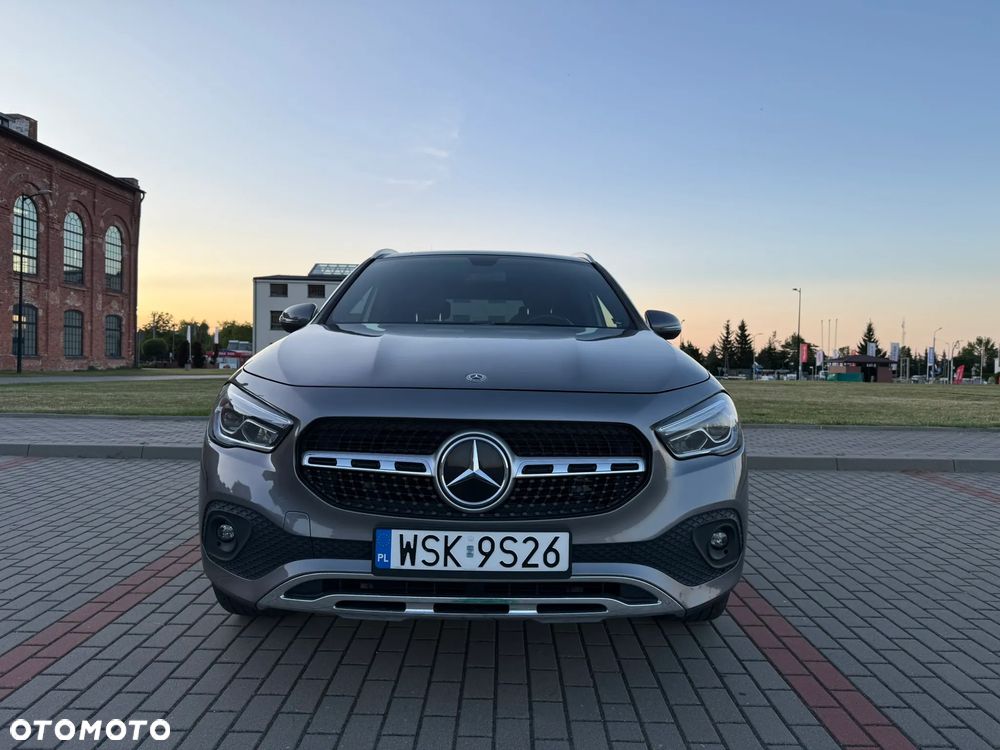 Mercedes-Benz GLA - 7