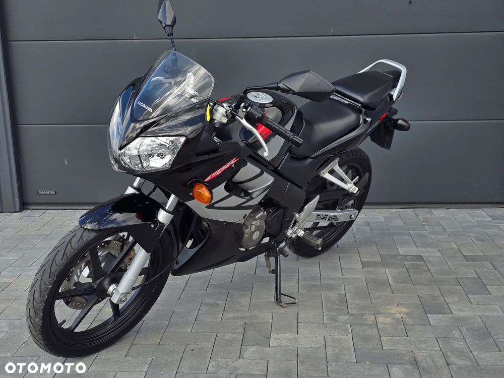 Honda CBR - 13