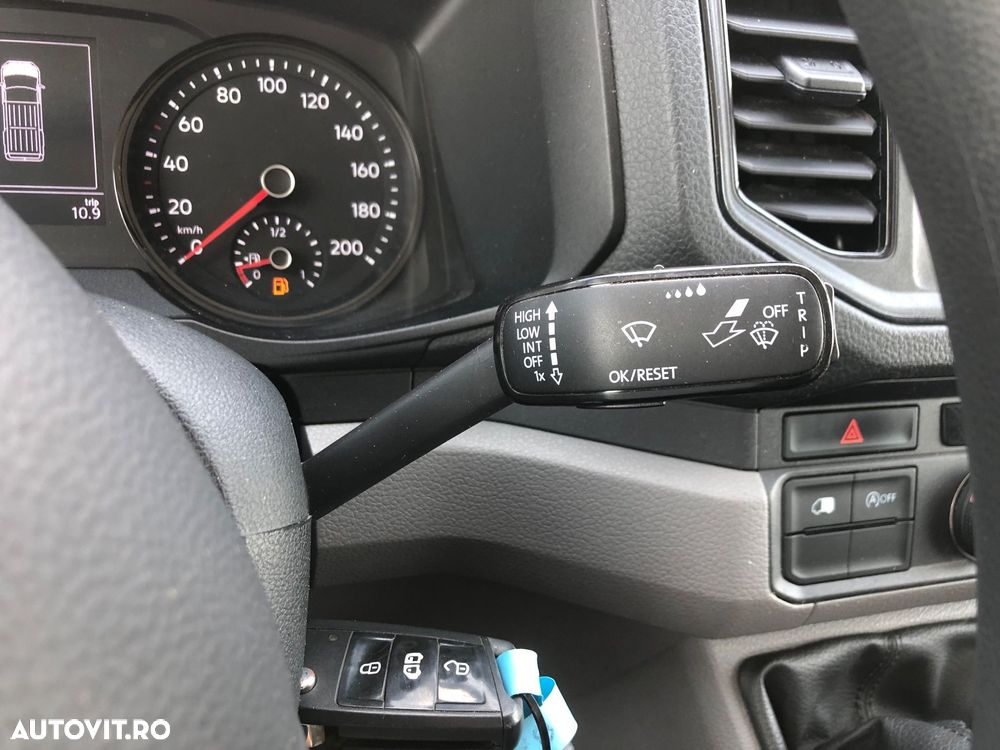 Volkswagen Crafter - 32