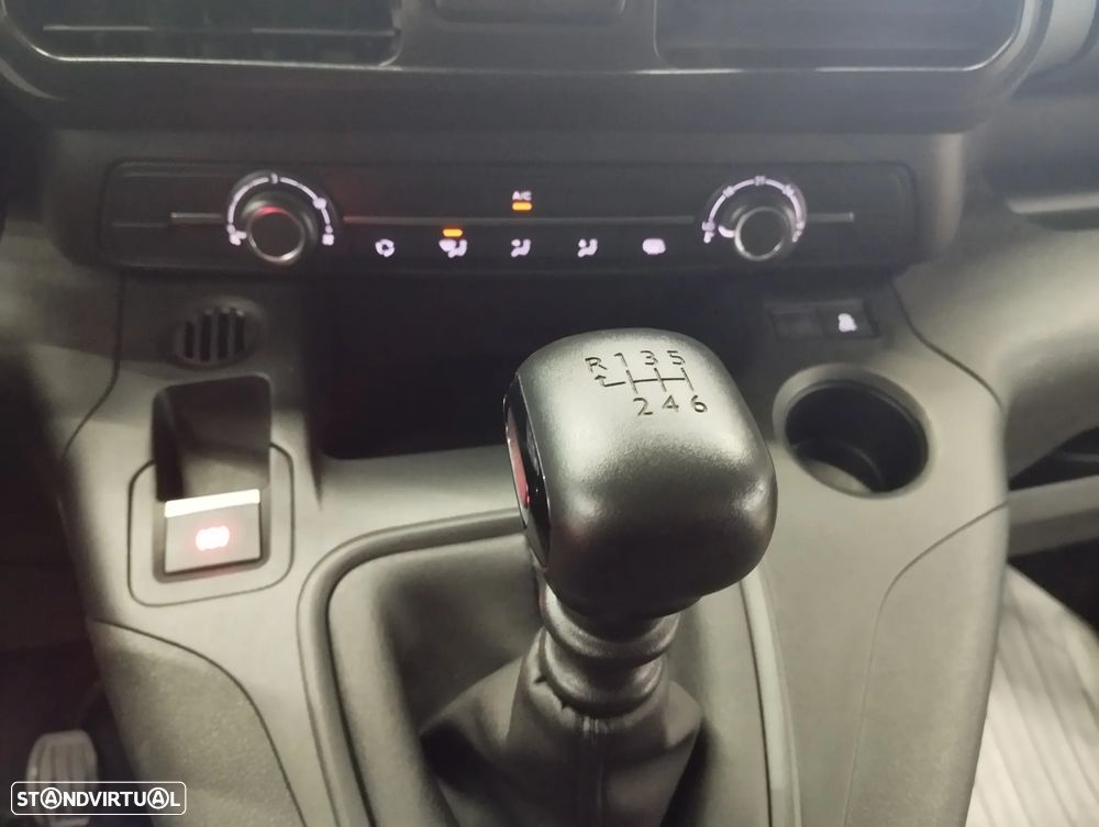 Toyota Proace City 1.5 D L2 Comfort - 24