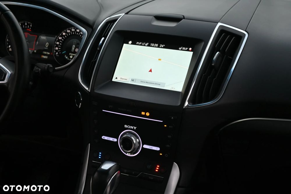 Ford Edge 2.0 TDCi Bi-Turbo 4x4 ST-LINE - 24