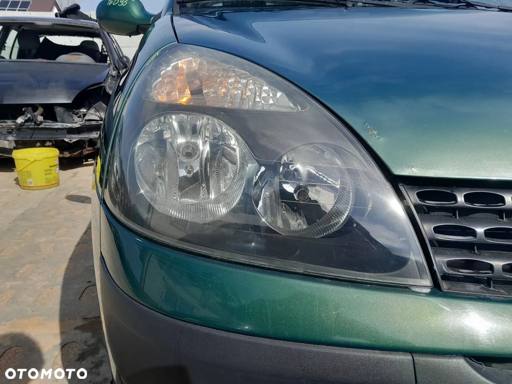 RENAULT THALIA LAMPA REFLEKTOR PRAWA PRZEDNIA PRAWY PRZÓD