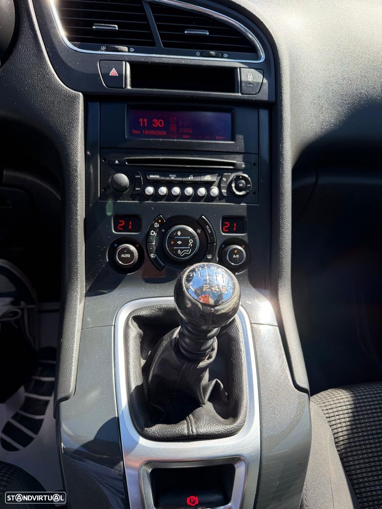 Peugeot 5008 1.6 HDi 7L SE Style - 10