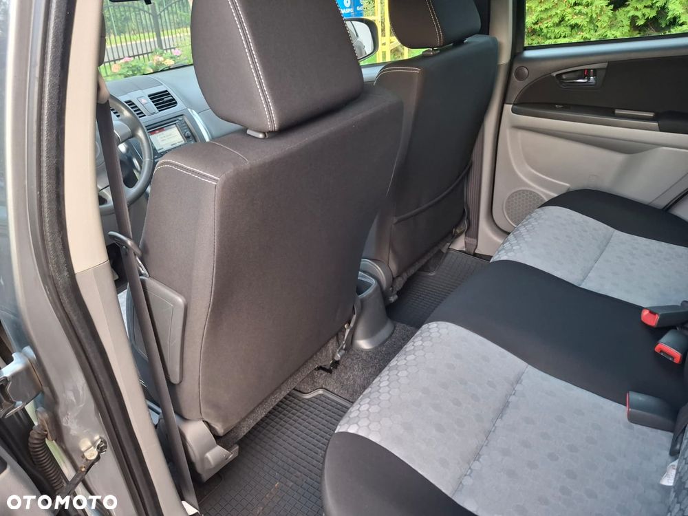 Suzuki SX4 1.6 VVT 4x2 Style - 16