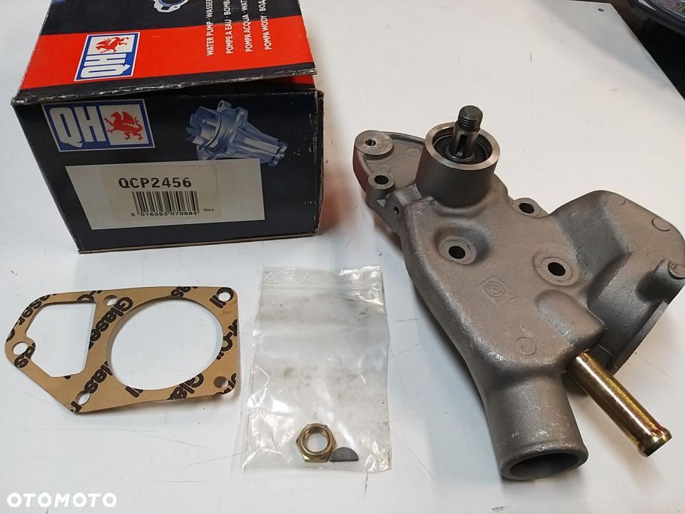 POMPA  WODY FORD GRANADA III 2.5D 85-88, SIERRA II 2.3D 87-89/ PEUGEOT 505 2.5D 81-93 - 1