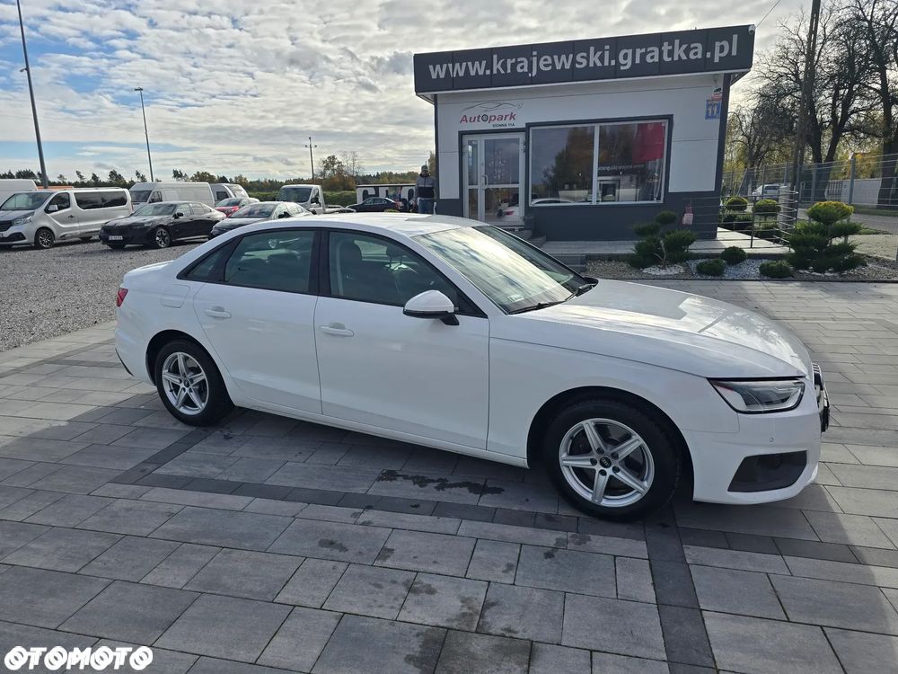 Audi A4 Limousine - 2