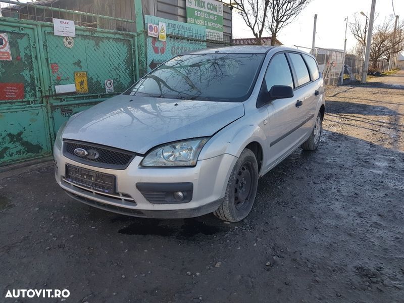 Dezmembram Ford Focus 1.6 HDI - 1
