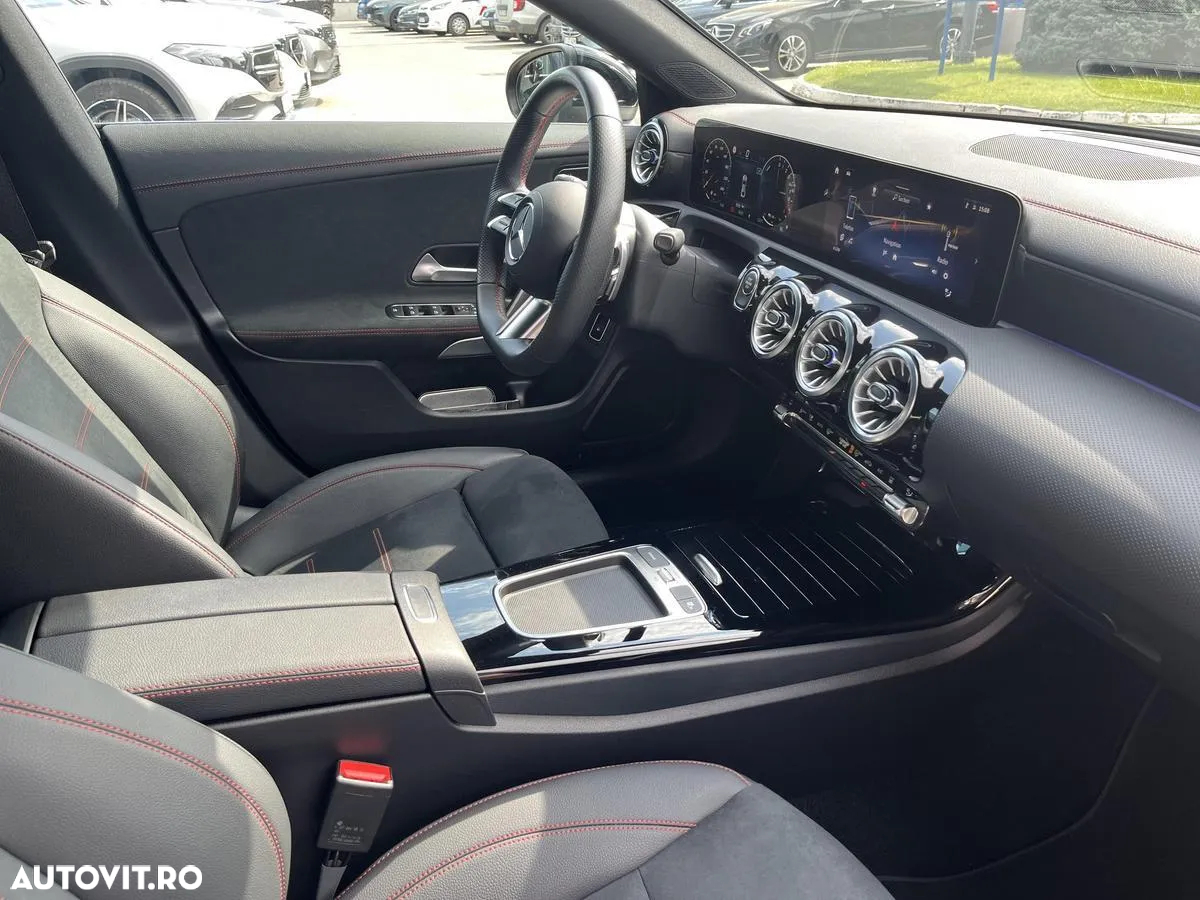 Mercedes-Benz CLA 250 e 8G-DCT AMG Line - 12