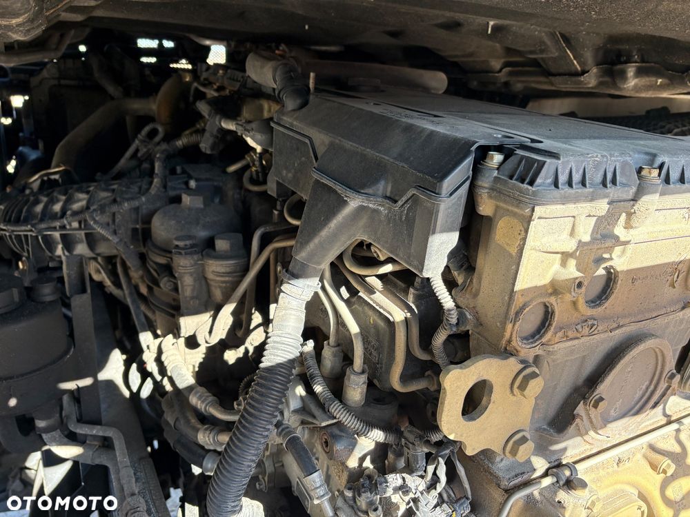 Mercedes-Benz Actros - 8