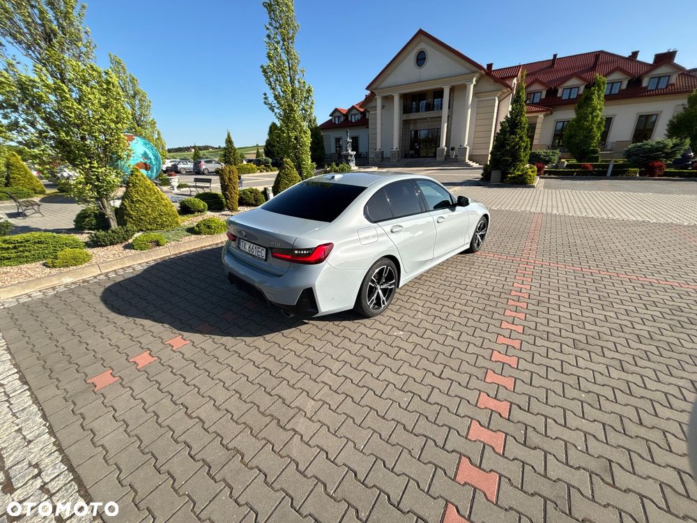 BMW Seria 3 320i xDrive M Sport - 6