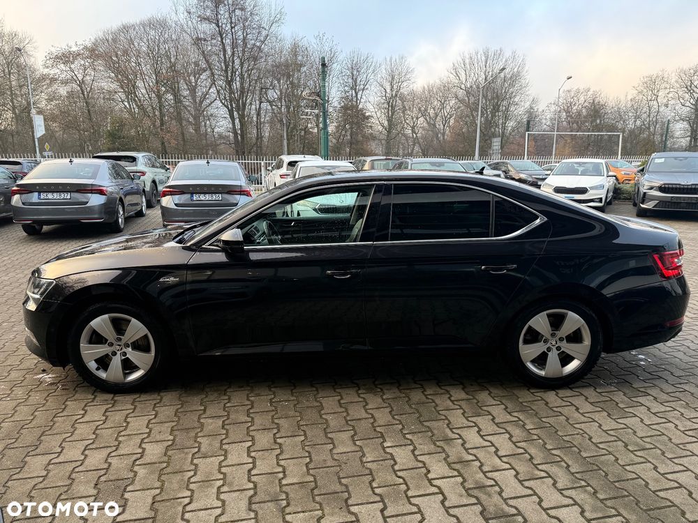 Skoda Superb 2.0 TSI 4x4 L&K DSG - 6