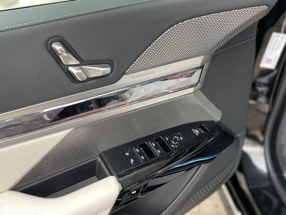 BMW Seria 7 - 15