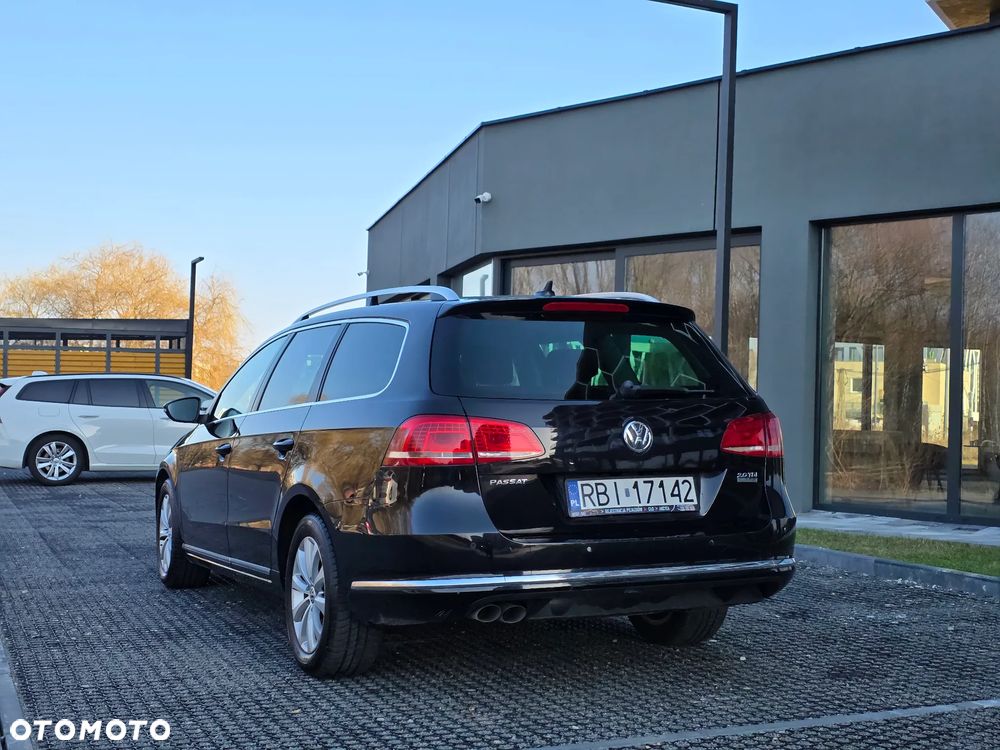 Volkswagen Passat 2.0 TDI Highline - 19